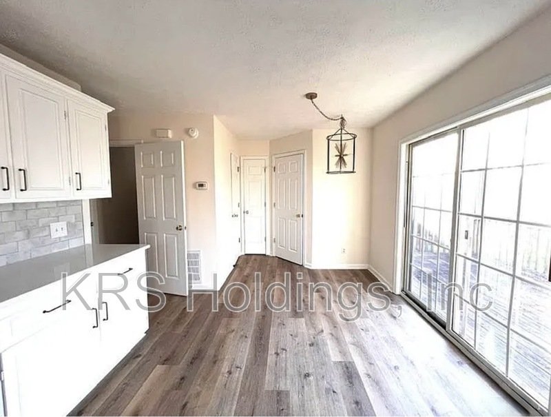 Bright property image