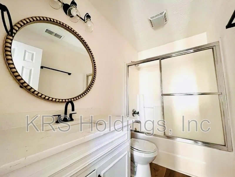 Bright property image