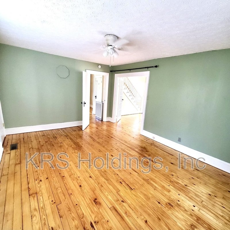 Bright property image